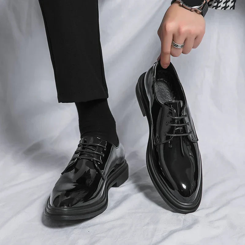 Oxford Dress Shoes with Lace-Up Closure