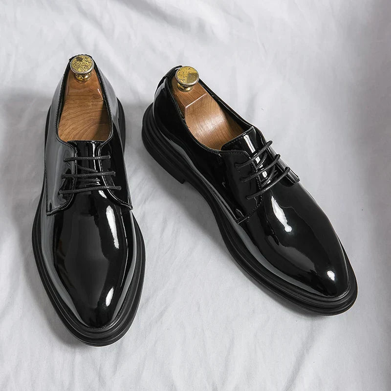Oxford Dress Shoes with Lace-Up Closure