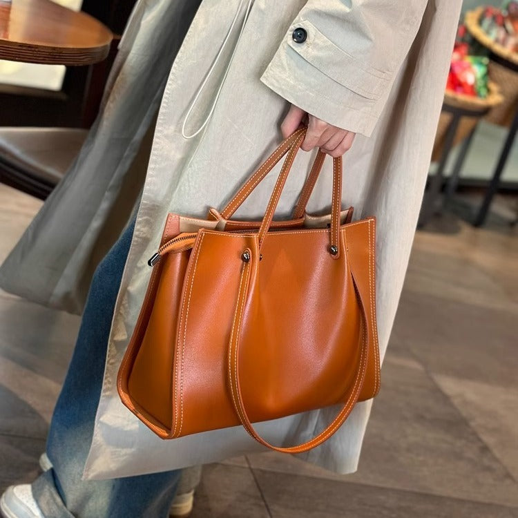 Everyday Tote Bag in Elegant Vegan Leather